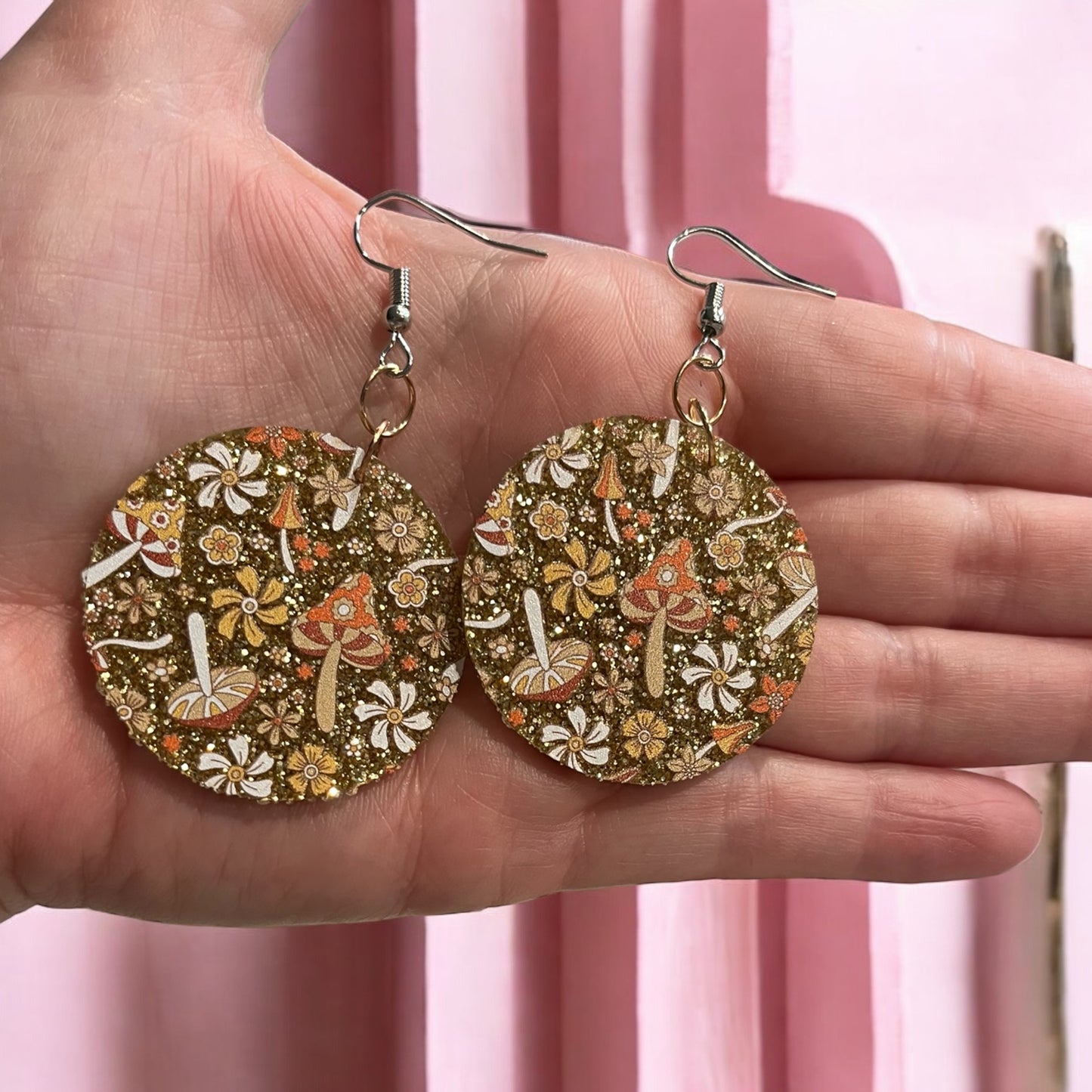 Gold Glitter Mushroom Earring